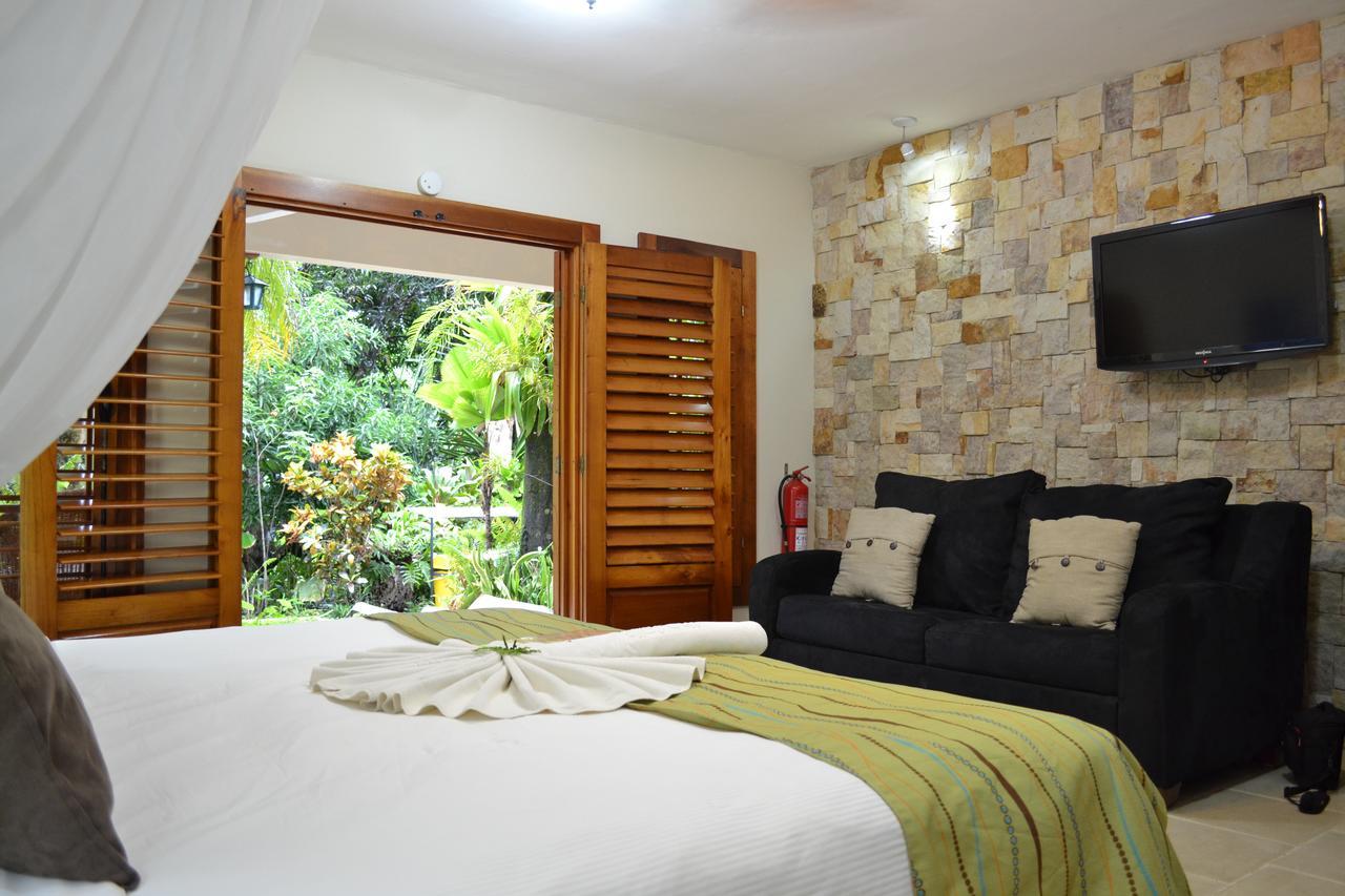 The Falls At Manuel Antonio Exterior photo